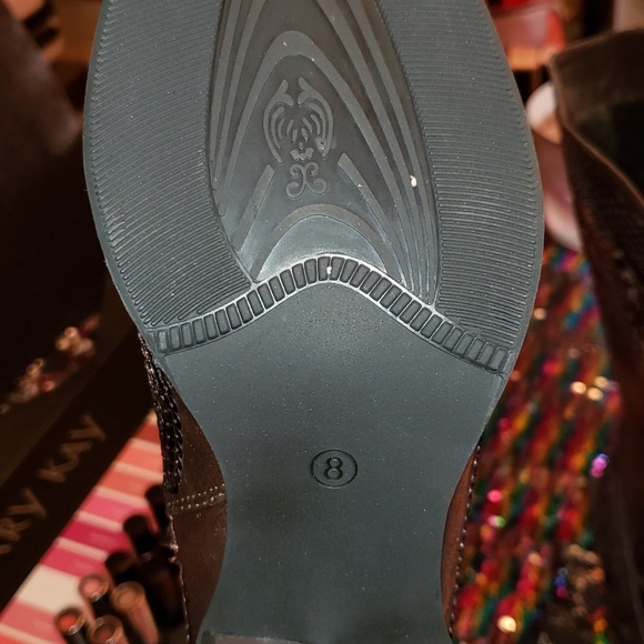 Sold - Picture 7 of 8